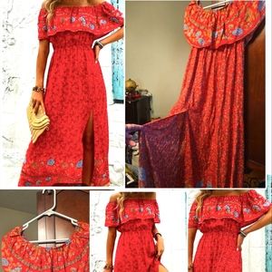 NWT ( IN BAG) BEAUTIFUL DRESS!